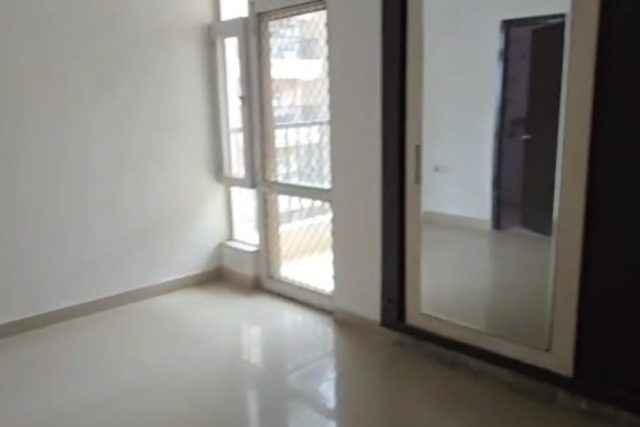 2.5 bhk Semi Furnished for Rent in 12th Avenue