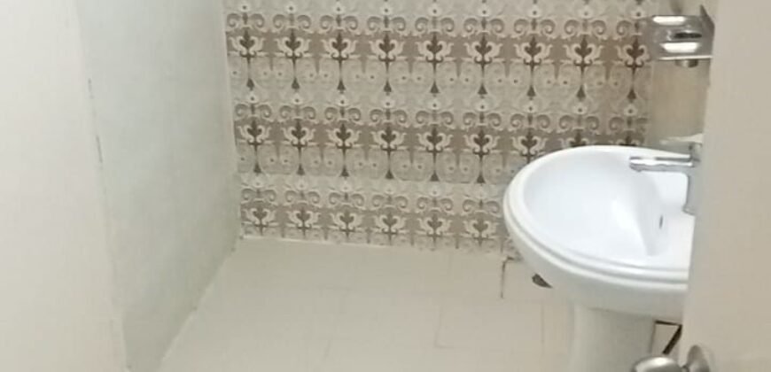 3 bhk Semi Furnished for Rent in Gaur City Greater Noida West