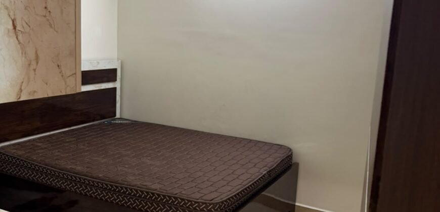 Ultra-Luxury 3 BHK Fully Furnished Park & Pool Facing Apartment for Rent in 7th Avenue, Gaur City-1, Sector-4, Greater Noida West