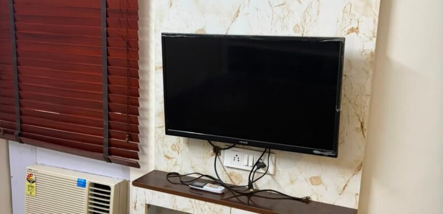 Ultra-Luxury 3 BHK Fully Furnished Park & Pool Facing Apartment for Rent in 7th Avenue, Gaur City-1, Sector-4, Greater Noida West