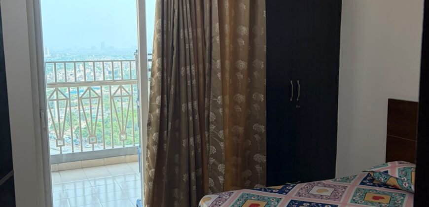 Ultra-Luxury 3 BHK Fully Furnished Park & Pool Facing Apartment for Rent in 7th Avenue, Gaur City-1, Sector-4, Greater Noida West