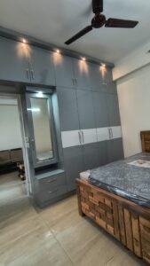 1 BHK Fully Furnished Flat for Rent in 14th Avenue Gaur City 2 bedroom